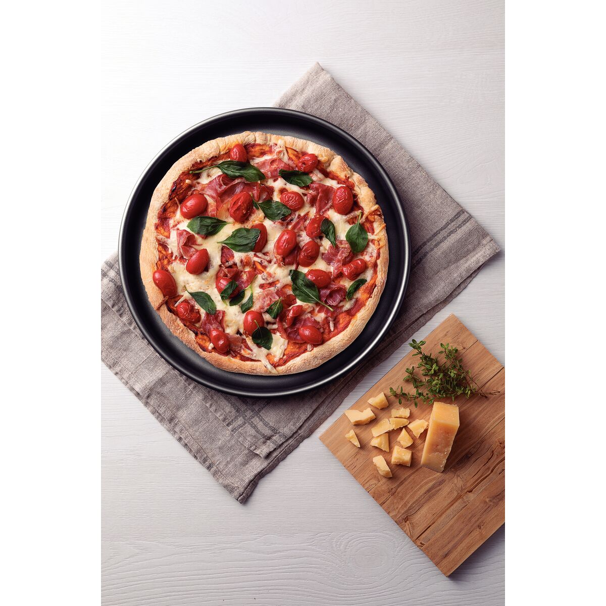 Assadeira Forma Pizza 30 cm Tramontina Grafite - foto 2